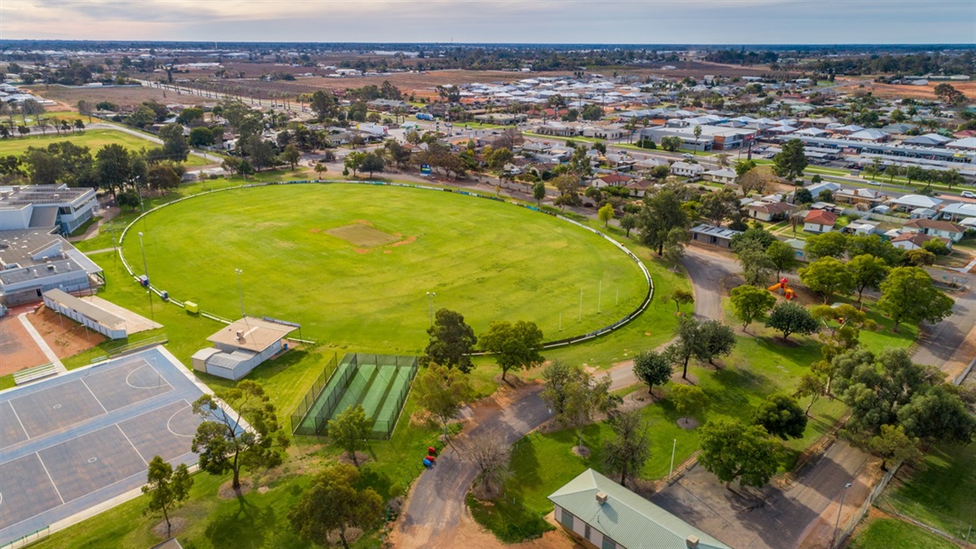 Henshilwood Oval Reserve